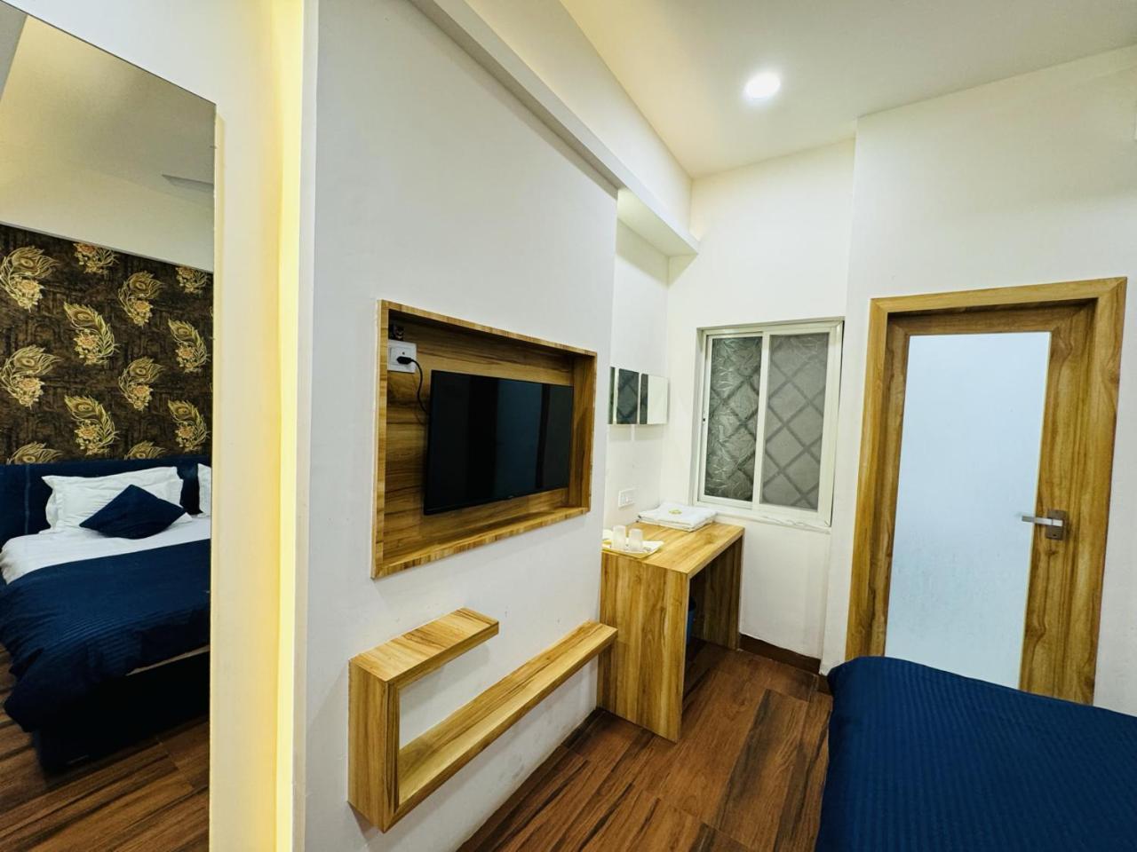 Hotel Shree Mahakal Krapa Удджайн Экстерьер фото